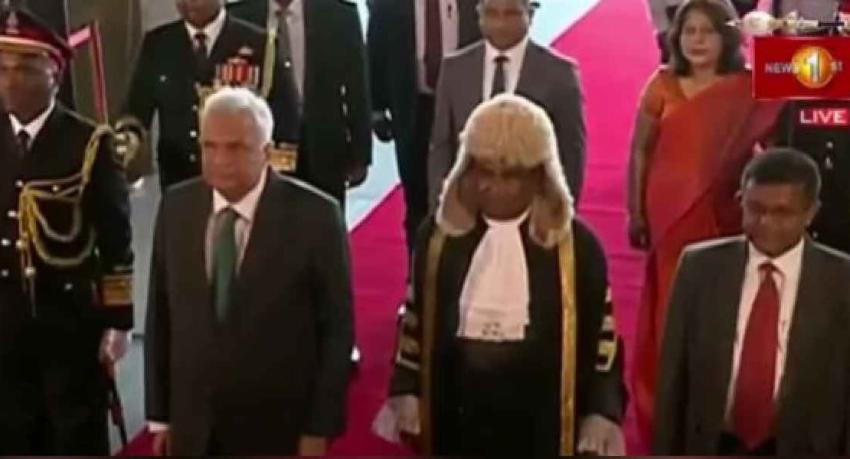 නව වැනි පාර්ලිමේන්තුවේ සිව්වන සැසිවාරය ඇරඹේ